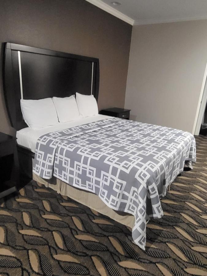 Palace Inn Sam Houston Race Park West Road Eksteriør billede