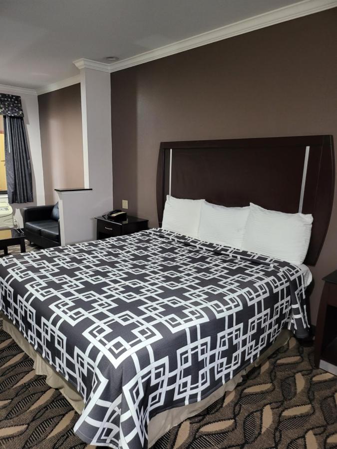Palace Inn Sam Houston Race Park West Road Eksteriør billede